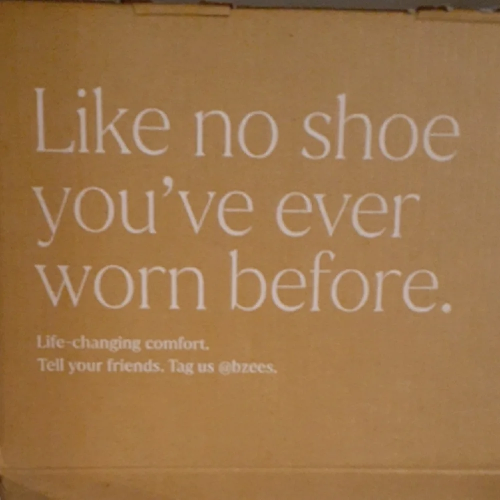 bzees susie wedge sandal  brand new in box  8 1/2 w - Picture 6 of 6